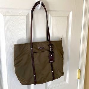 Shoulder Tumi bag